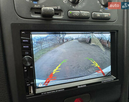 Белый Вольво С70, объемом двигателя 2.44 л и пробегом 373 тыс. км за 3600 $, фото 26 на Automoto.ua