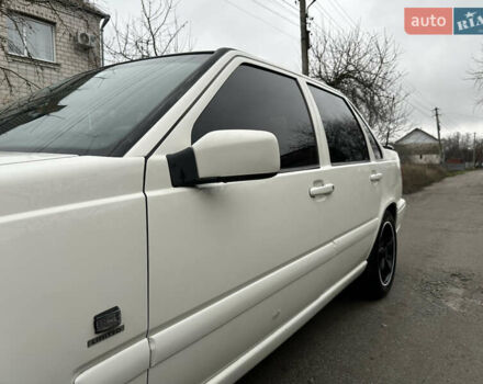 Белый Вольво С70, объемом двигателя 2.44 л и пробегом 373 тыс. км за 3600 $, фото 8 на Automoto.ua