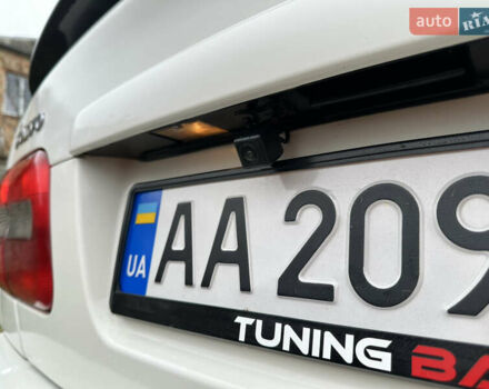 Белый Вольво С70, объемом двигателя 2.44 л и пробегом 373 тыс. км за 3600 $, фото 10 на Automoto.ua