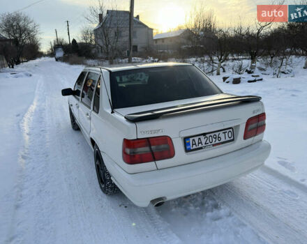 Білий Вольво S70, об'ємом двигуна 2.44 л та пробігом 374 тис. км за 3499 $, фото 10 на Automoto.ua