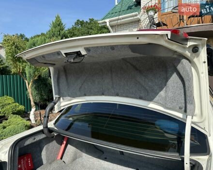 Белый Вольво С70, объемом двигателя 2.44 л и пробегом 371 тыс. км за 4199 $, фото 29 на Automoto.ua