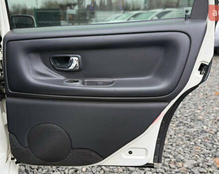 Белый Вольво С70, объемом двигателя 2.44 л и пробегом 373 тыс. км за 4200 $, фото 23 на Automoto.ua