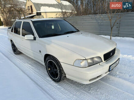 Білий Вольво S70, об'ємом двигуна 2.44 л та пробігом 374 тис. км за 3499 $, фото 1 на Automoto.ua