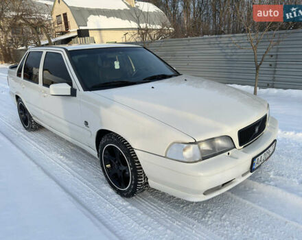 Білий Вольво S70, об'ємом двигуна 2.44 л та пробігом 374 тис. км за 3499 $, фото 1 на Automoto.ua