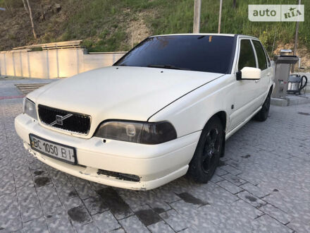 Вольво S70 1999 у Львові на Automoto.ua Бежевий Вольво S70, об'ємом двигуна 2.5 л та пробігом 530 тис. км за 3000 $, фото 1 на Automoto.ua