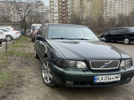 Чорний Вольво S70, об'ємом двигуна 2.5 л та пробігом 439 тис. км за 3800 $, фото 1 на Automoto.ua