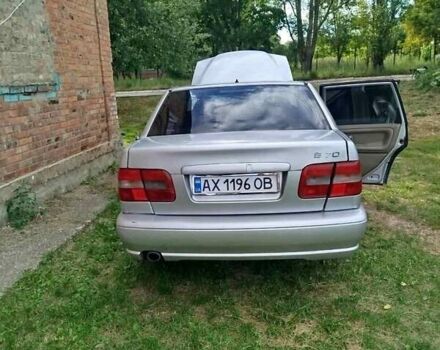 Сірий Вольво S70, об'ємом двигуна 2 л та пробігом 235 тис. км за 3500 $, фото 2 на Automoto.ua