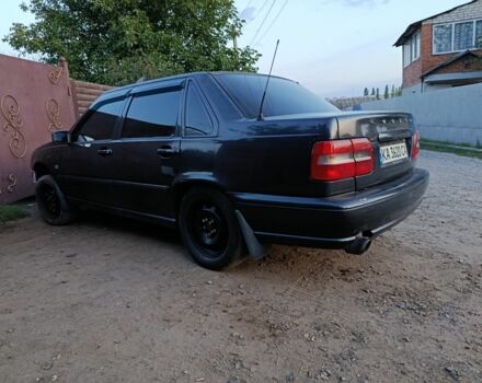 Сірий Вольво S70, об'ємом двигуна 2 л та пробігом 185 тис. км за 777 $, фото 1 на Automoto.ua