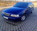 Синій Вольво S70, об'ємом двигуна 2 л та пробігом 215 тис. км за 2500 $, фото 1 на Automoto.ua