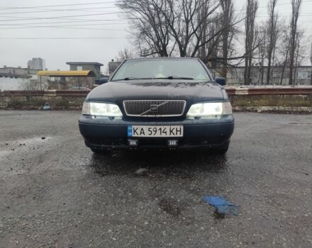 Синій Вольво S70, об'ємом двигуна 2.4 л та пробігом 500 тис. км за 3200 $, фото 1 на Automoto.ua