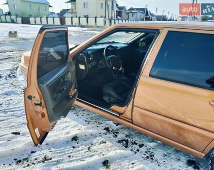 Помаранчевий Вольво S70, об'ємом двигуна 2.32 л та пробігом 270 тис. км за 8300 $, фото 1 на Automoto.ua