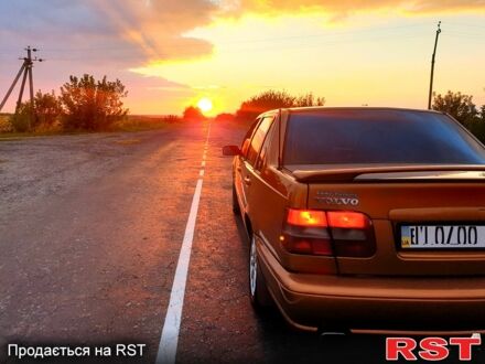 Вольво S70 1998 у Сумах на Automoto.ua Помаранчевий Вольво S70, об'ємом двигуна 23 л та пробігом 270 тис. км за 7500 $, фото 1 на Automoto.ua