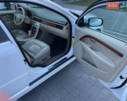 Білий Вольво S80, об'ємом двигуна 3.2 л та пробігом 250 тис. км за 6999 $, фото 24 на Automoto.ua