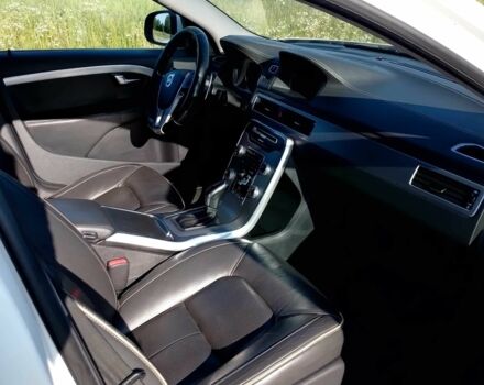 Білий Вольво S80, об'ємом двигуна 2.4 л та пробігом 150 тис. км за 8900 $, фото 11 на Automoto.ua