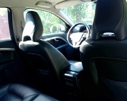 Білий Вольво S80, об'ємом двигуна 2.4 л та пробігом 150 тис. км за 8900 $, фото 15 на Automoto.ua
