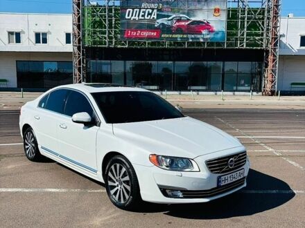 Білий Вольво S80, об'ємом двигуна 1.98 л та пробігом 135 тис. км за 15000 $, фото 1 на Automoto.ua