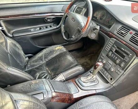 Черный Вольво С80, объемом двигателя 2.8 л и пробегом 368 тыс. км за 2550 $, фото 10 на Automoto.ua