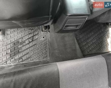 Чорний Вольво S80, об'ємом двигуна 2.4 л та пробігом 395 тис. км за 3500 $, фото 4 на Automoto.ua
