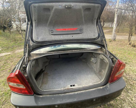 Черный Вольво С80, объемом двигателя 2 л и пробегом 370 тыс. км за 3899 $, фото 5 на Automoto.ua