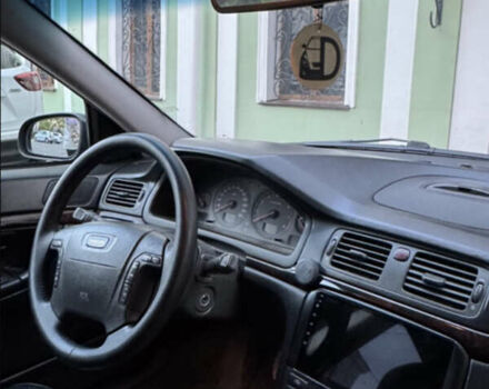 Чорний Вольво S80, об'ємом двигуна 2.4 л та пробігом 365 тис. км за 4700 $, фото 6 на Automoto.ua