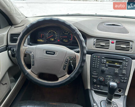 Чорний Вольво S80, об'ємом двигуна 1.98 л та пробігом 350 тис. км за 3000 $, фото 18 на Automoto.ua