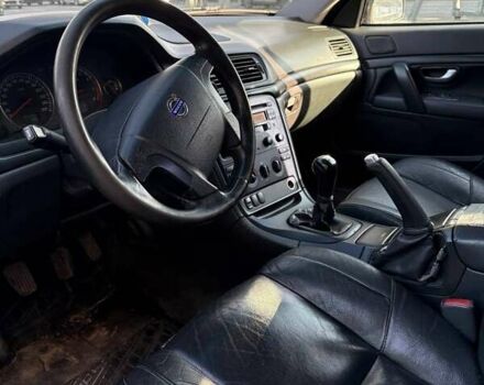 Черный Вольво С80, объемом двигателя 2.44 л и пробегом 350 тыс. км за 3500 $, фото 11 на Automoto.ua