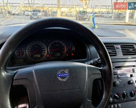 Черный Вольво С80, объемом двигателя 2.44 л и пробегом 350 тыс. км за 3500 $, фото 9 на Automoto.ua