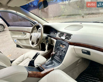 Черный Вольво С80, объемом двигателя 2.92 л и пробегом 282 тыс. км за 4399 $, фото 23 на Automoto.ua