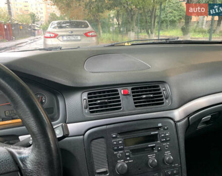 Черный Вольво С80, объемом двигателя 2.44 л и пробегом 308 тыс. км за 4300 $, фото 7 на Automoto.ua