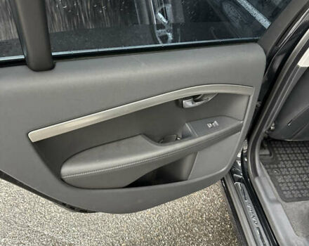 Черный Вольво С80, объемом двигателя 2 л и пробегом 281 тыс. км за 13000 $, фото 15 на Automoto.ua