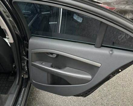 Черный Вольво С80, объемом двигателя 2 л и пробегом 281 тыс. км за 13000 $, фото 17 на Automoto.ua