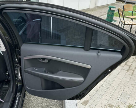 Черный Вольво С80, объемом двигателя 2 л и пробегом 281 тыс. км за 13000 $, фото 36 на Automoto.ua