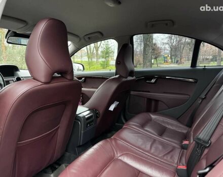 Чорний Вольво S80, об'ємом двигуна 2 л та пробігом 186 тис. км за 13990 $, фото 12 на Automoto.ua