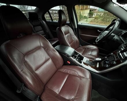 Чорний Вольво S80, об'ємом двигуна 2 л та пробігом 186 тис. км за 13990 $, фото 27 на Automoto.ua