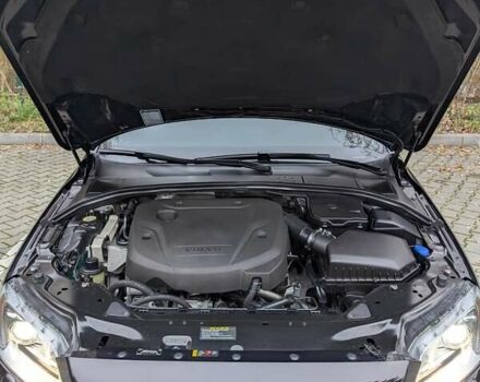 Черный Вольво С80, объемом двигателя 2 л и пробегом 136 тыс. км за 17300 $, фото 71 на Automoto.ua