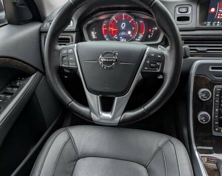 Черный Вольво С80, объемом двигателя 2 л и пробегом 136 тыс. км за 17300 $, фото 52 на Automoto.ua