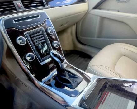 Черный Вольво С80, объемом двигателя 2 л и пробегом 77 тыс. км за 4000 $, фото 9 на Automoto.ua