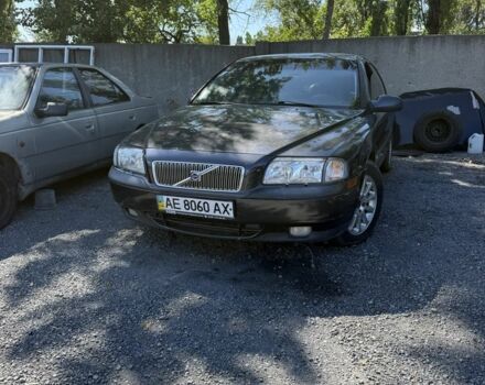 Чорний Вольво S80, об'ємом двигуна 2 л та пробігом 170 тис. км за 900 $, фото 1 на Automoto.ua