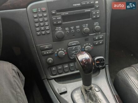 Черный Вольво С80, объемом двигателя 2.8 л и пробегом 367 тыс. км за 4200 $, фото 1 на Automoto.ua