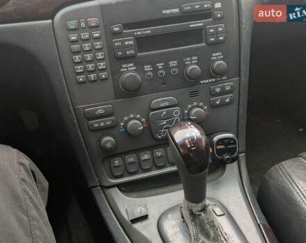 Чорний Вольво S80, об'ємом двигуна 2.8 л та пробігом 367 тис. км за 4200 $, фото 1 на Automoto.ua