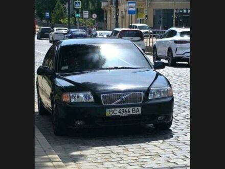 Чорний Вольво S80, об'ємом двигуна 1.98 л та пробігом 200 тис. км за 5500 $, фото 1 на Automoto.ua