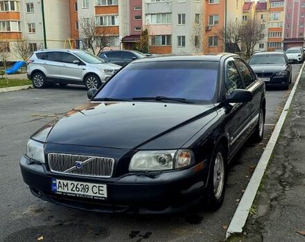 Черный Вольво С80, объемом двигателя 2.4 л и пробегом 390 тыс. км за 5000 $, фото 1 на Automoto.ua