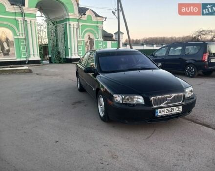 Чорний Вольво S80, об'ємом двигуна 2.44 л та пробігом 400 тис. км за 3000 $, фото 1 на Automoto.ua