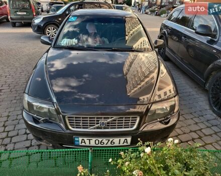 Черный Вольво С80, объемом двигателя 2.4 л и пробегом 384 тыс. км за 4000 $, фото 1 на Automoto.ua