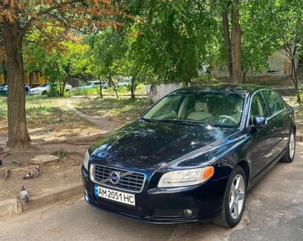 Черный Вольво С80, объемом двигателя 2.5 л и пробегом 100 тыс. км за 9500 $, фото 1 на Automoto.ua