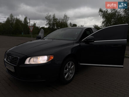 Черный Вольво С80, объемом двигателя 1.6 л и пробегом 234 тыс. км за 8999 $, фото 1 на Automoto.ua