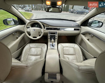 Коричневый Вольво С80, объемом двигателя 2.5 л и пробегом 300 тыс. км за 6700 $, фото 12 на Automoto.ua