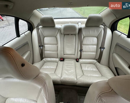 Коричневый Вольво С80, объемом двигателя 2.5 л и пробегом 300 тыс. км за 6700 $, фото 13 на Automoto.ua