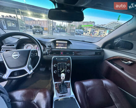 Коричневый Вольво С80, объемом двигателя 1.98 л и пробегом 344 тыс. км за 9800 $, фото 4 на Automoto.ua