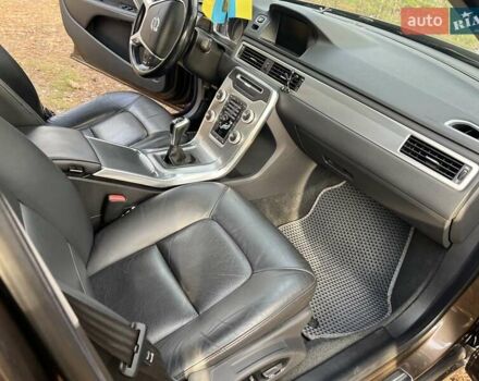 Коричневый Вольво С80, объемом двигателя 1.99 л и пробегом 187 тыс. км за 14800 $, фото 21 на Automoto.ua